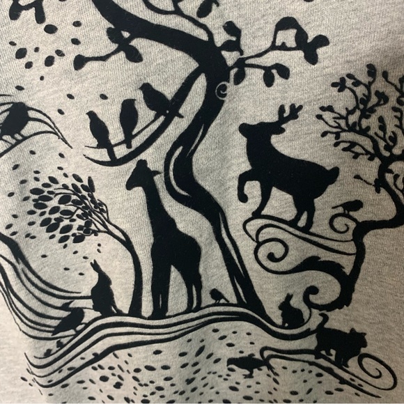 Tout a Coup Animal Tree Graphic Extra Long Sweatshirt - Picture 4 of 13